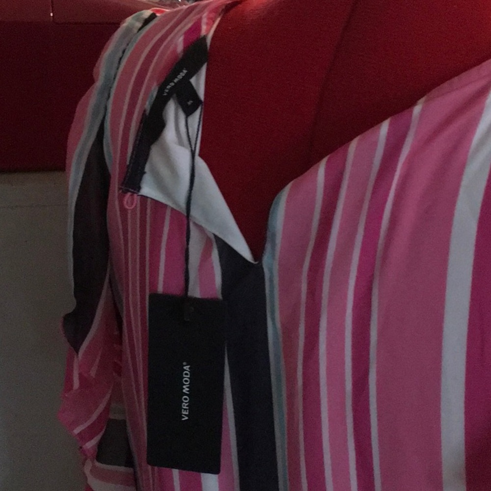 Dress, - Picture 4 of 5